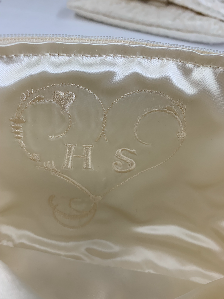 Bridal Gown Bag StitchLee